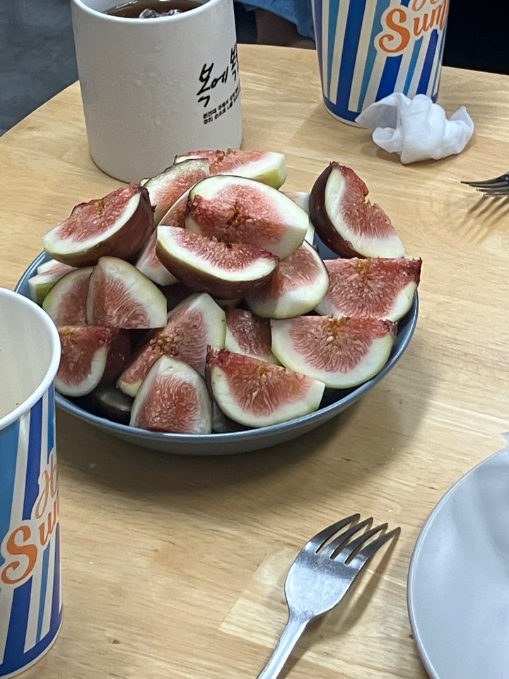 KakaoTalk_20251004_124427284_04.jpg