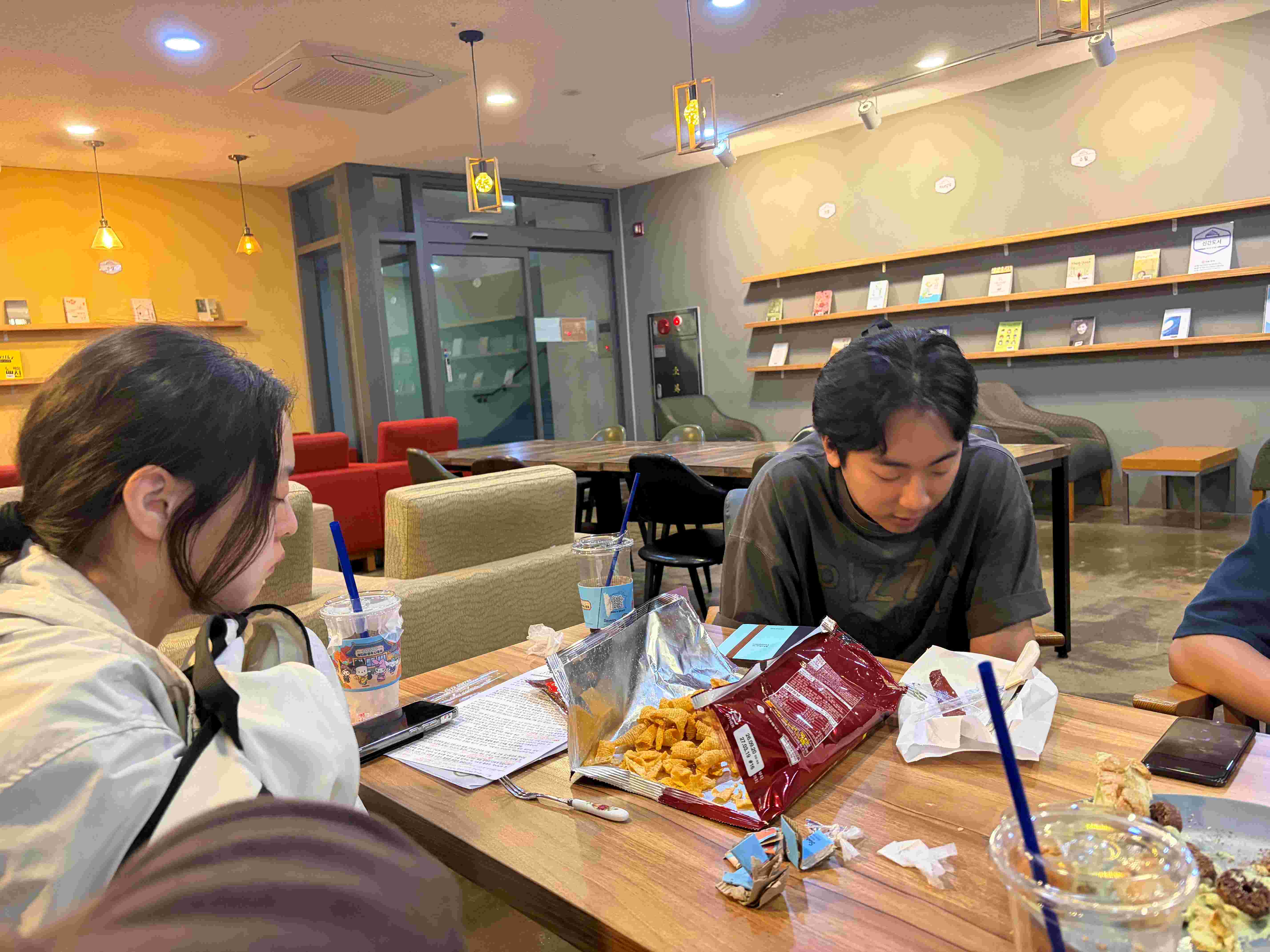 KakaoTalk_20261003_003658362_06.jpg