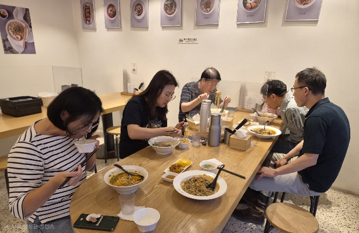 KakaoTalk_20260627_225002701_06.jpg