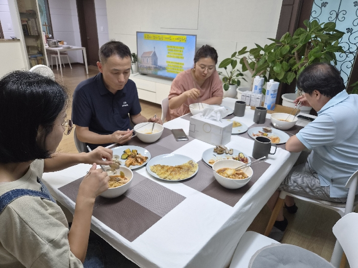 KakaoTalk_20260718_212348105_04.jpg