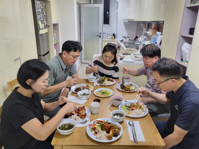 KakaoTalk_20250928_000712978_09.jpg