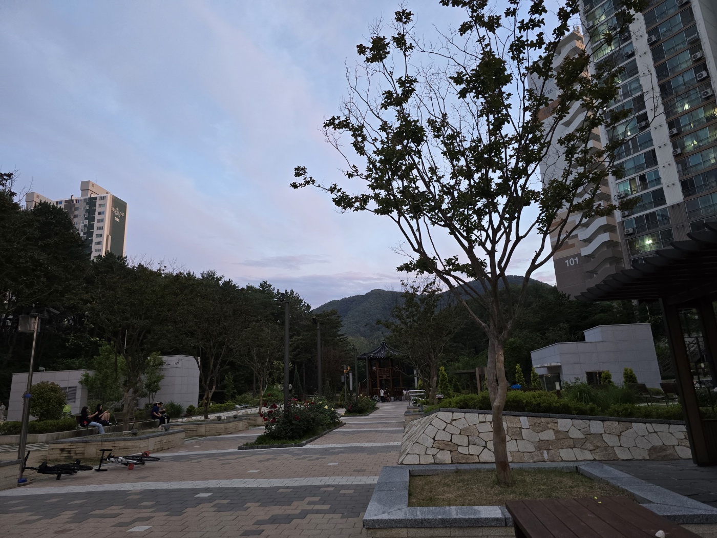 KakaoTalk_20250608_215644750_01.jpg