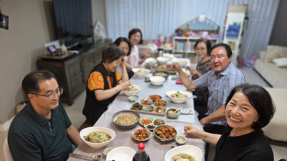 몽골브니엘 목장 식사_1.jpg