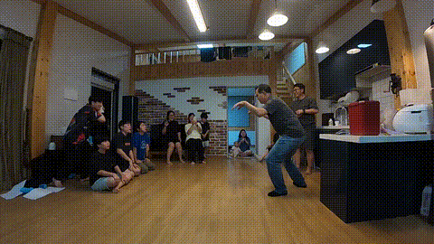 1787193721589.gif