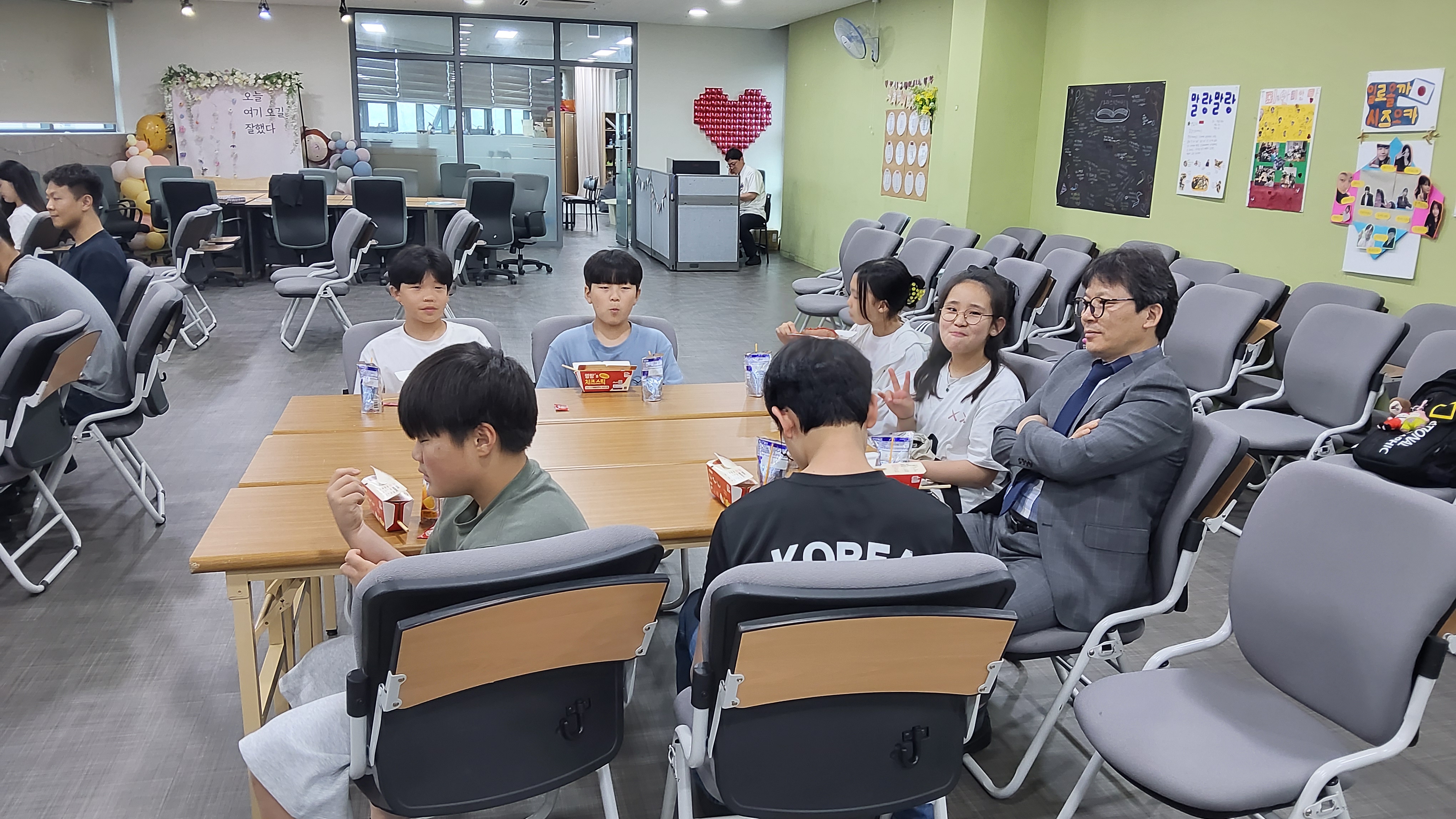 KakaoTalk_20260609_191225897_06.jpg