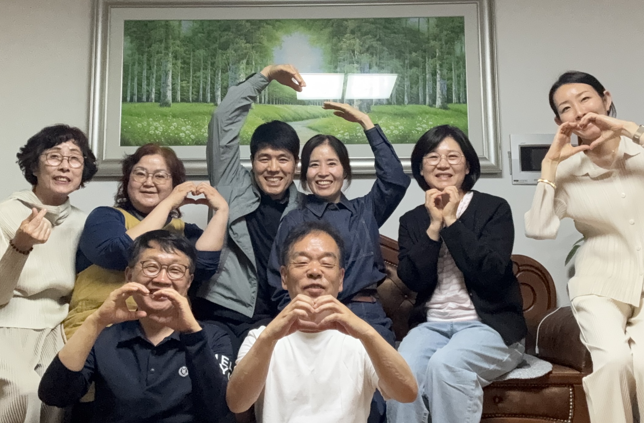 민다나오흙과뼈.jpg