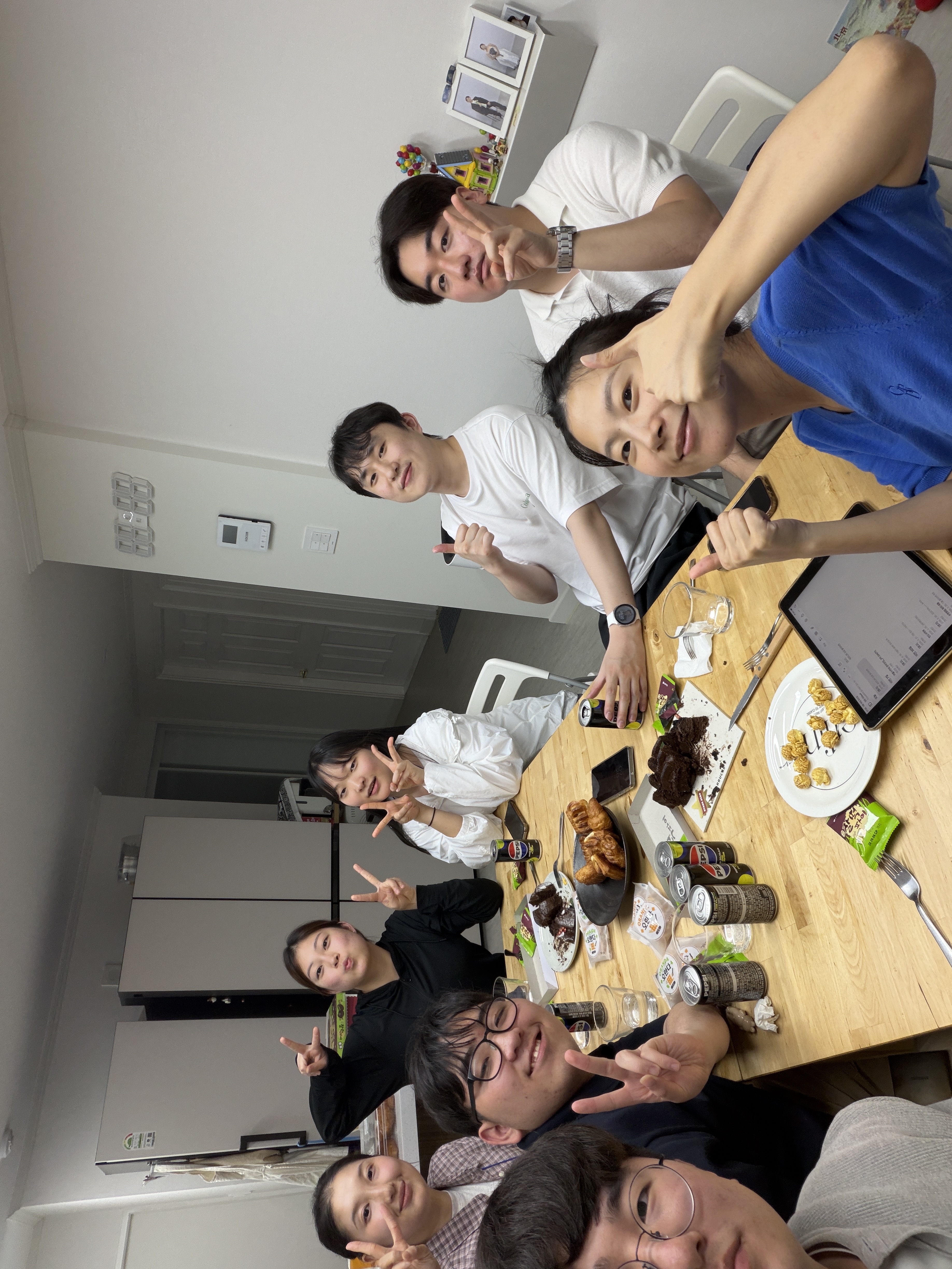 네팔로우.jpg