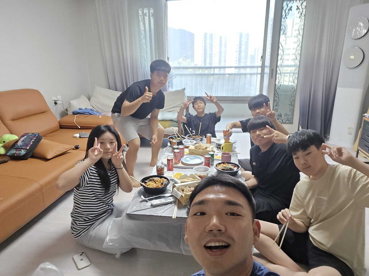 KakaoTalk_20260620_205028256_05.jpg