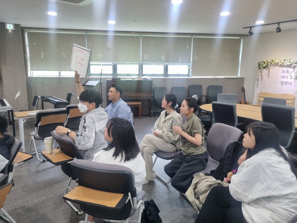 KakaoTalk_20250427_220608219_09.jpg